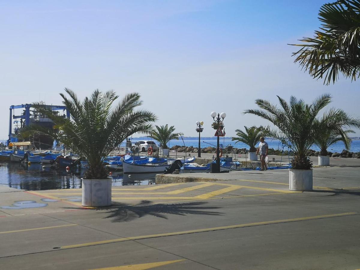 Menada Sky Dreams Apartment Sveti Vlas Exterior photo